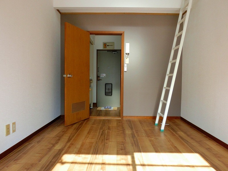 ビューパレス湘南伊勢原Ⅰ リビング