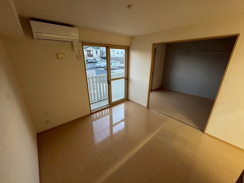 ラディアント リビング