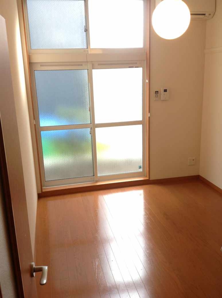 レオパレス湘南クオーレ リビング