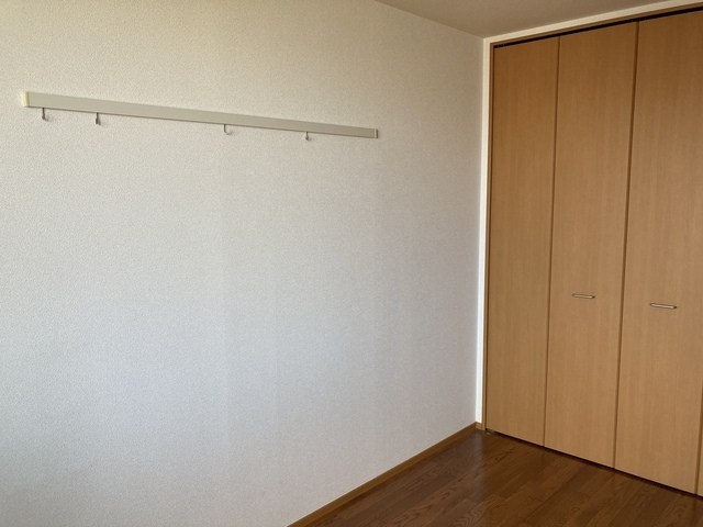 コンフォールいずみ中央 ベッドルーム