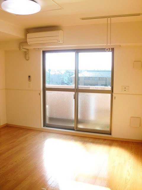 グランベール湘南 リビング