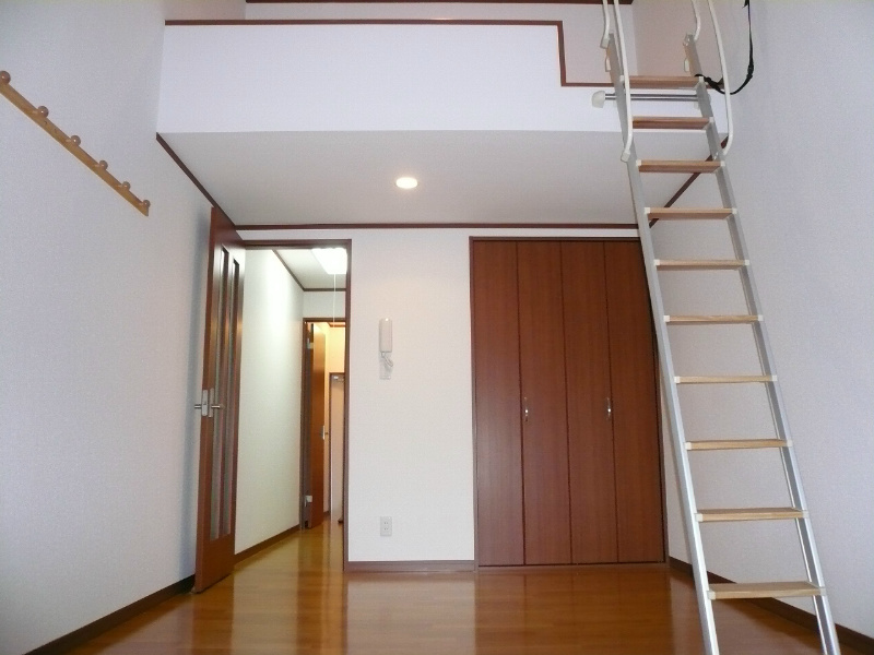 シャルムハイツ ベッドルーム