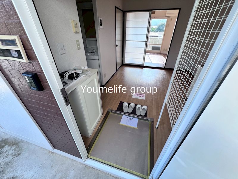 テディハイツ 玄関