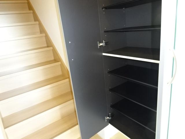 セレーノコトー 玄関