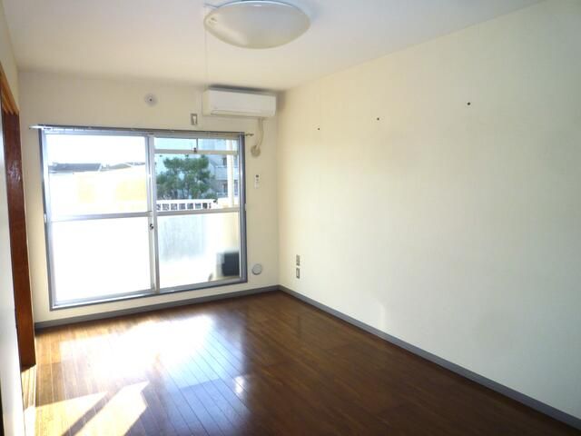 サウサリトファースト リビング