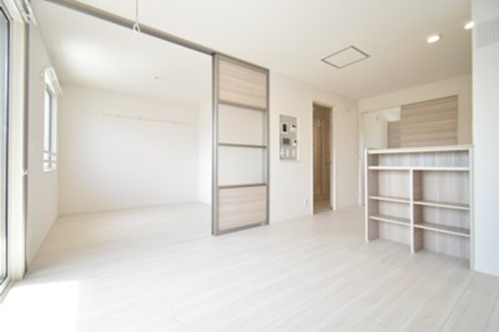 ホワイト キャッスル リビング