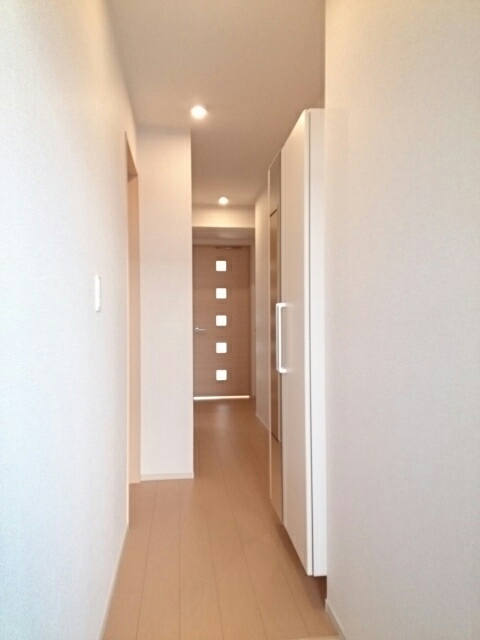 リメインズ湘南 玄関