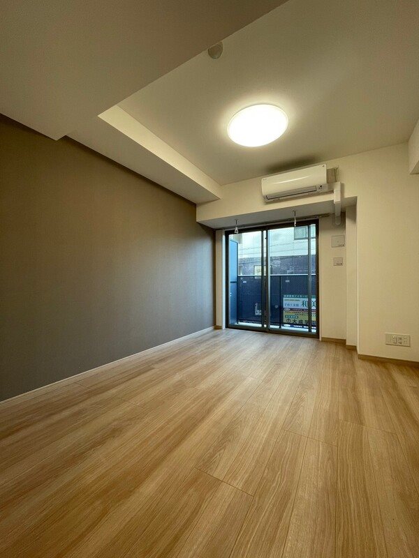 ラグゼナ平塚 リビング