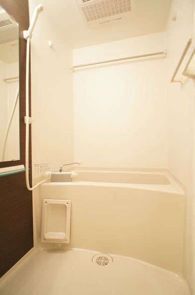 リブリ・湘南六会 風呂画像