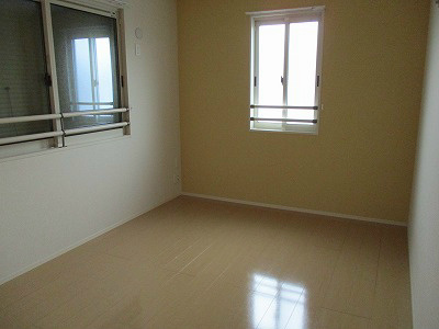 カーサヴェルデⅡ ベッドルーム