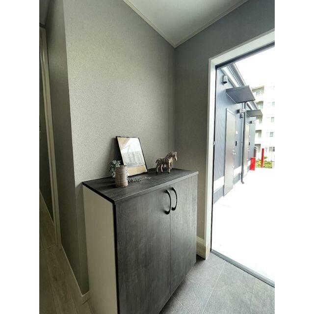 ハーミットクラブハウストゥギャザー本郷台 玄関