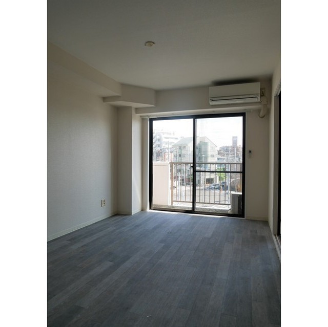 YMDⅢマンション リビング