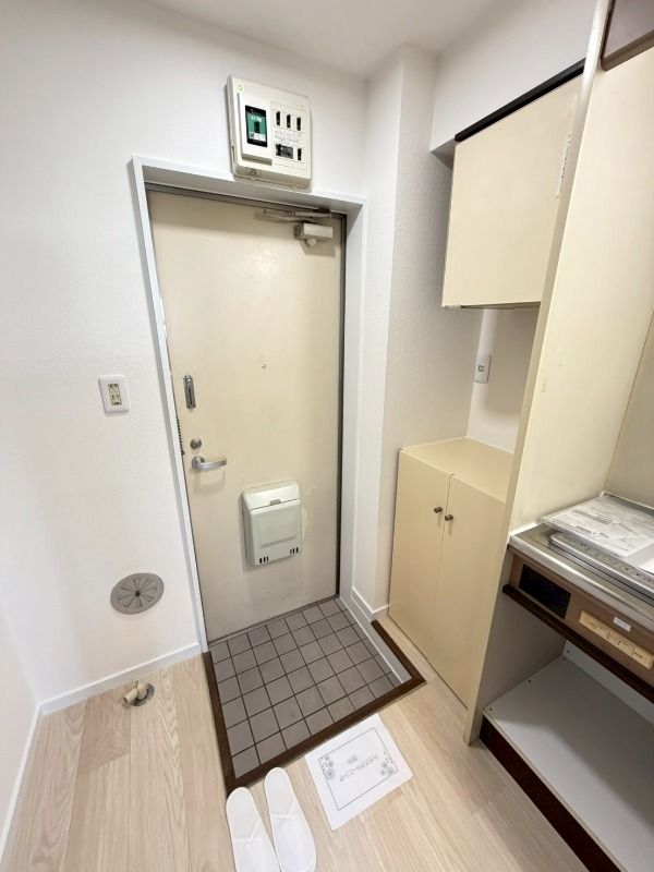 ジュネパレス茅ヶ崎第６ 玄関