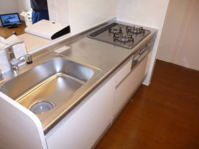 セレナ東海岸北A キッチン