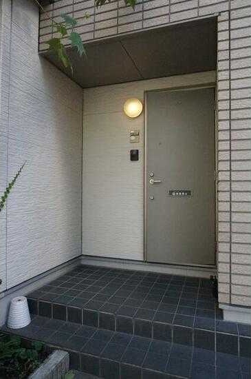 ブルーム 玄関
