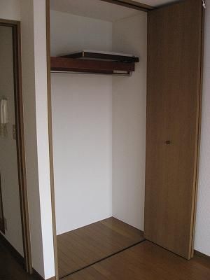 秋本ビル 収納