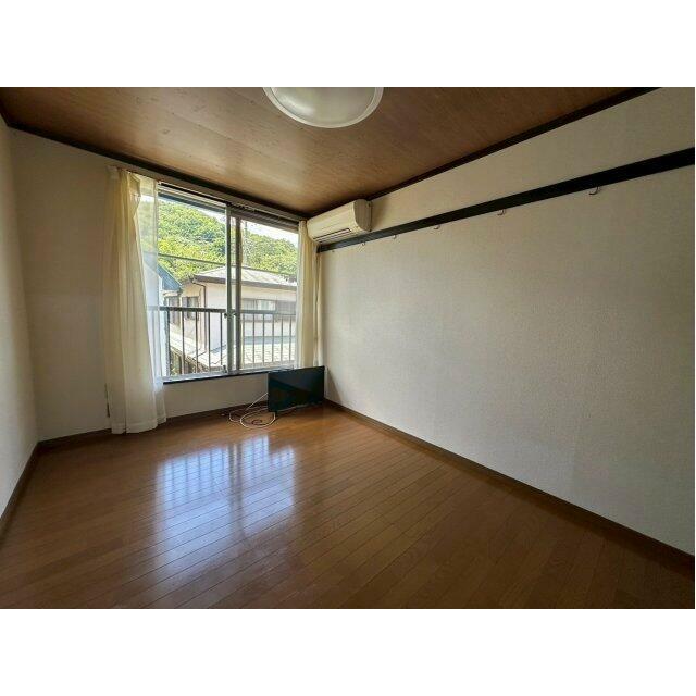 ＦＣ秦野南矢名コーポ リビング