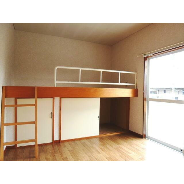 フラッツシガ リビング