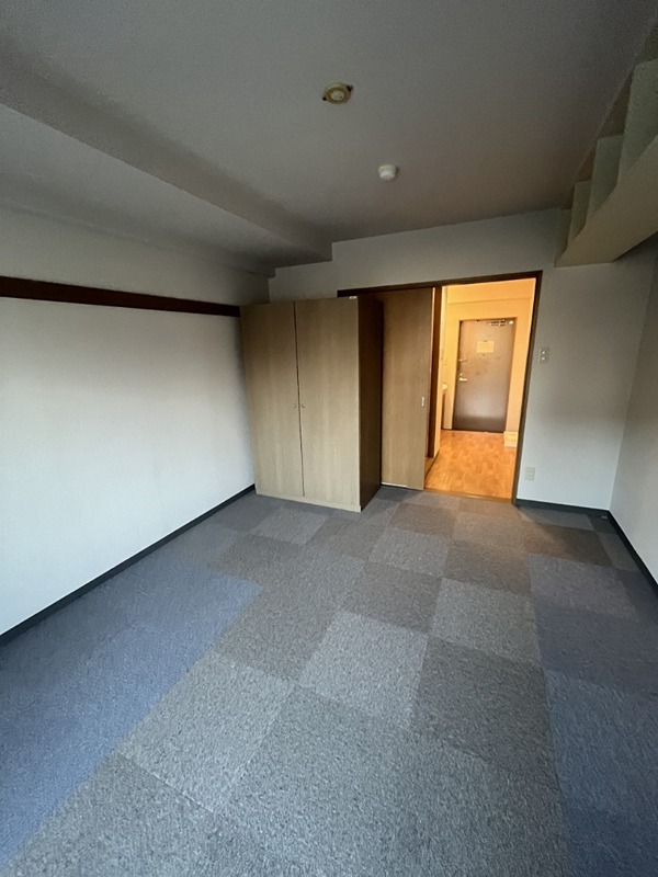 ファーストウイング リビング