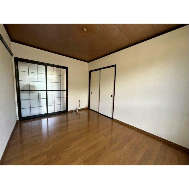 ＦＣ秦野南矢名コーポ リビング