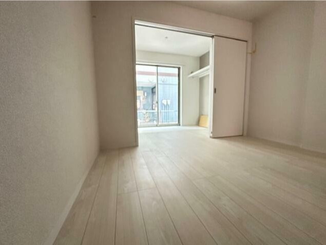 ひなたと春風のラテ リビング