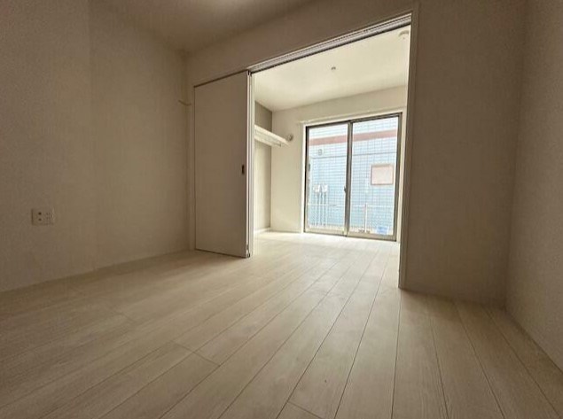 ひなたと春風のラテ ベッドルーム