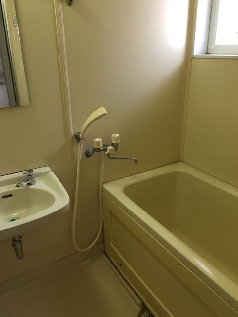 メゾンアンソレイエ 風呂画像