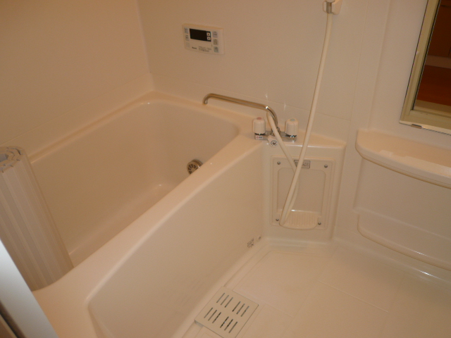 プレッソ　ヴィアーレ 風呂画像