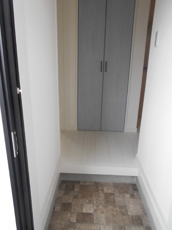 ピュアメゾン平塚中里 玄関