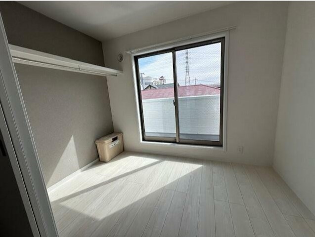 ひなたと春風のラテ ベッドルーム