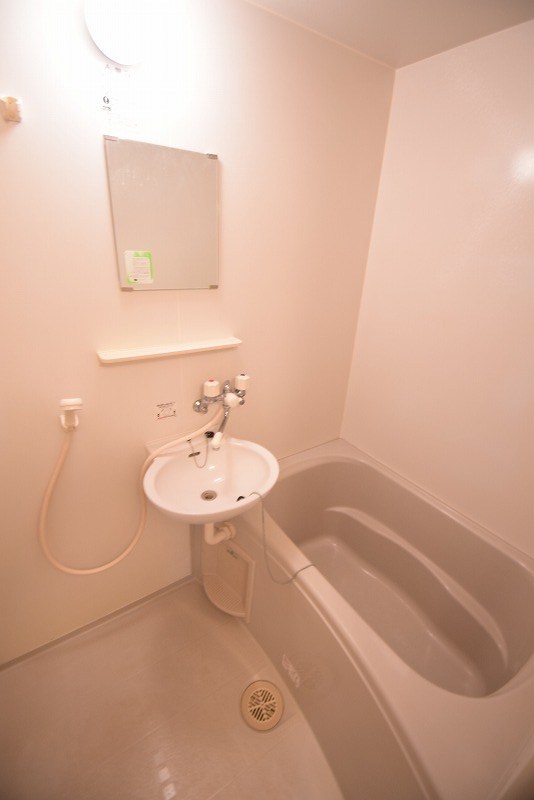 コンフォール・ユウ  風呂画像