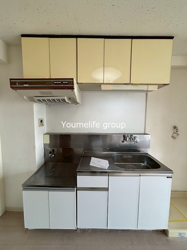 栄興厚木ヴィラ キッチン