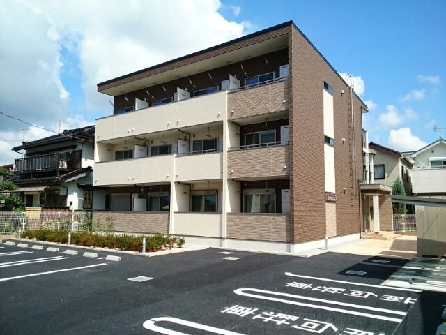 アルヴィータ厚木 303号室 外観