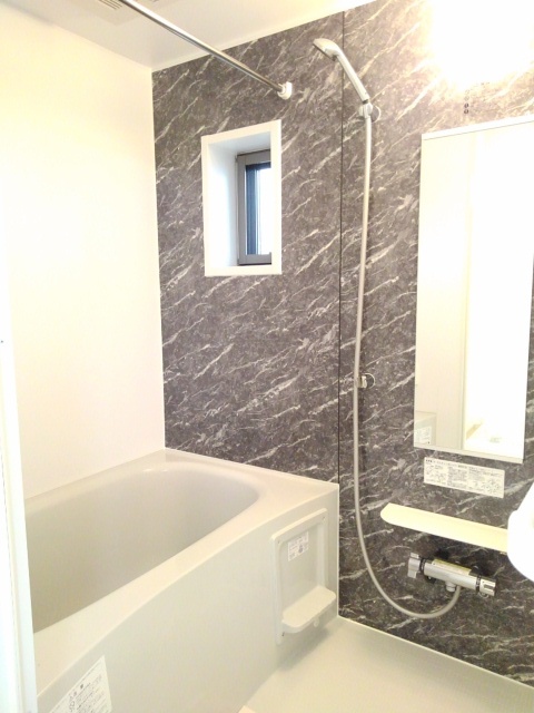 ヴィラ・セナーレ 風呂画像