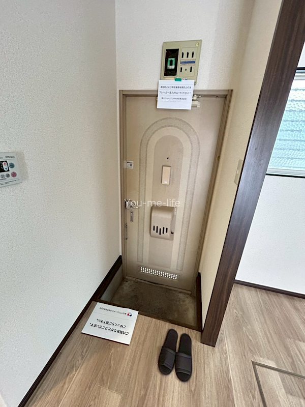 ヴィラウィングス 玄関