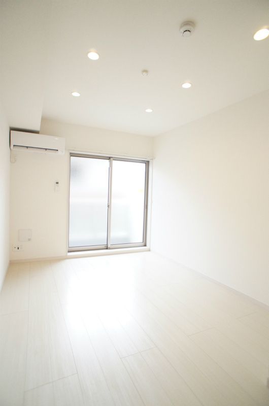 リブリ・テラ リビング