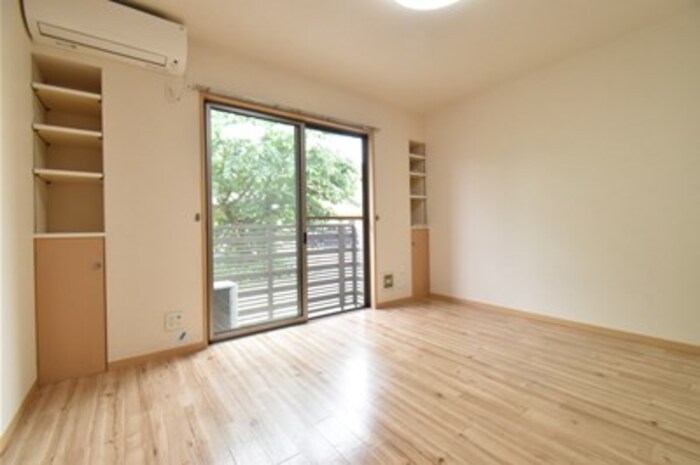 コーポマルスギ リビング