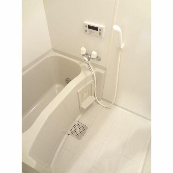 コートヤード 風呂画像