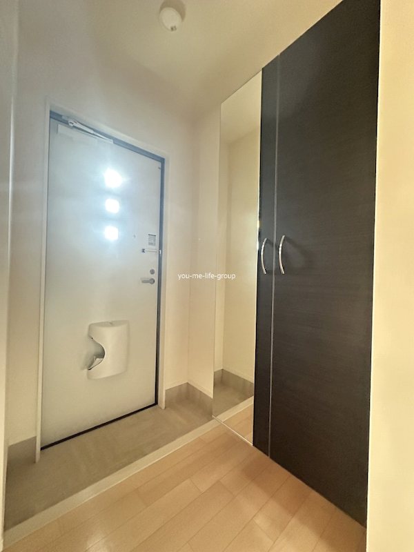 フローラすみれ 玄関