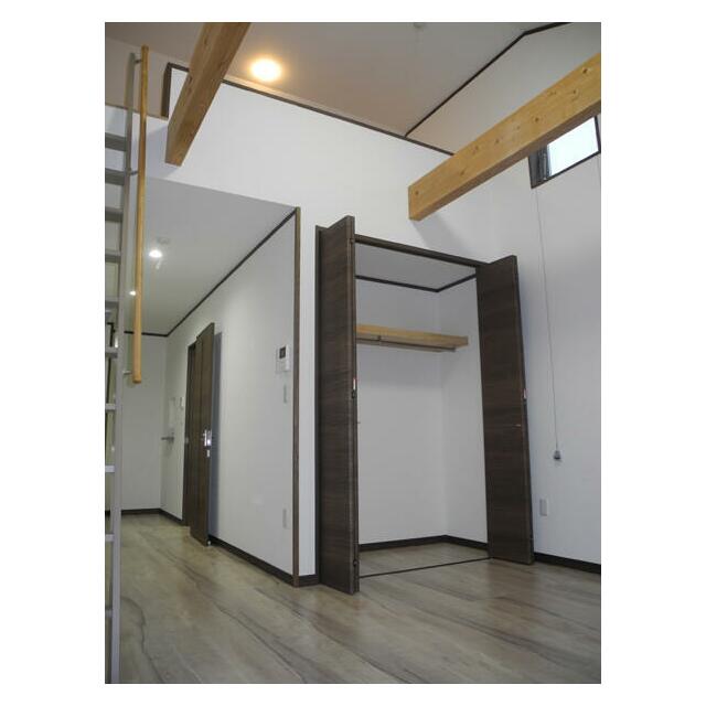 Ｒｏｙａｌ　Ｇｒｅｅｎ　Ｈａｄａｎｏ（ロイヤルグリーンハダノ） リビング