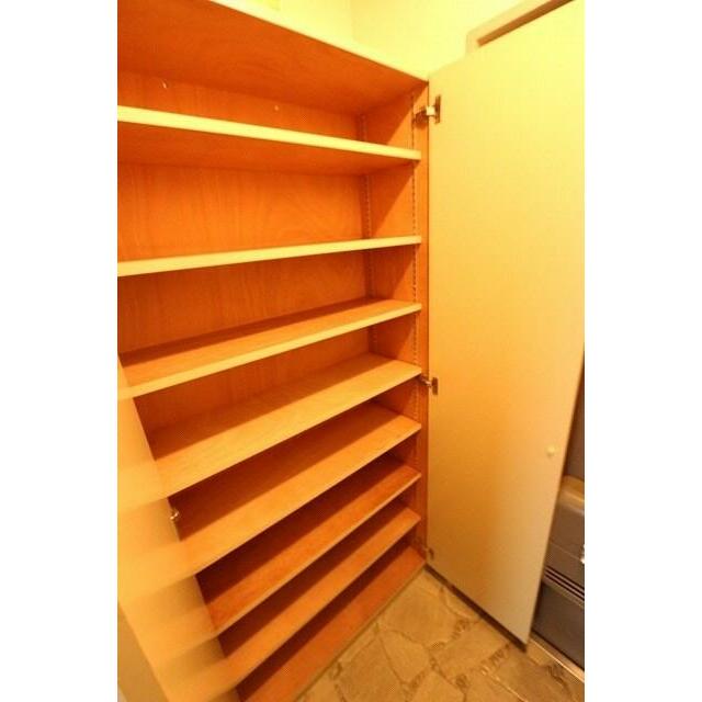 ジュネス西湘 玄関