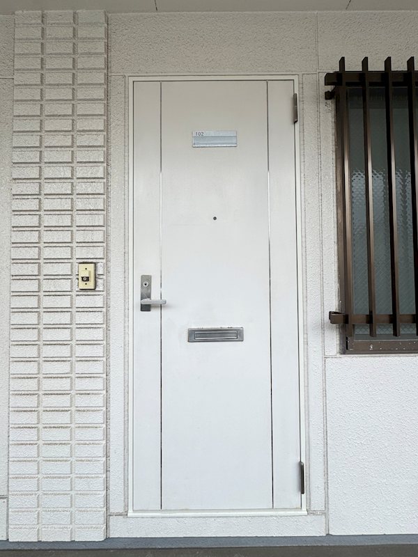 カネイチハイツA棟 玄関