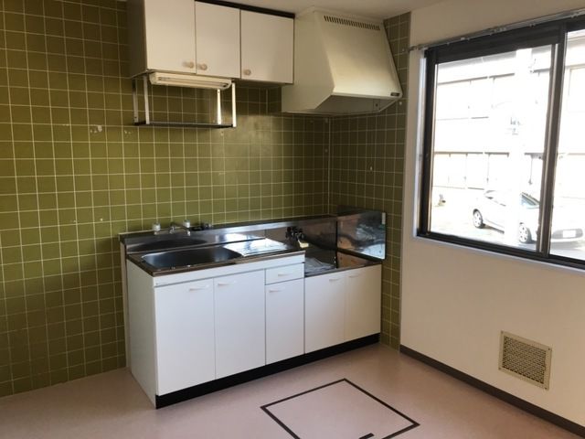 ロイヤル浜之郷 キッチン