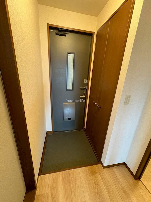 レルロードＷＥＳＴ 玄関