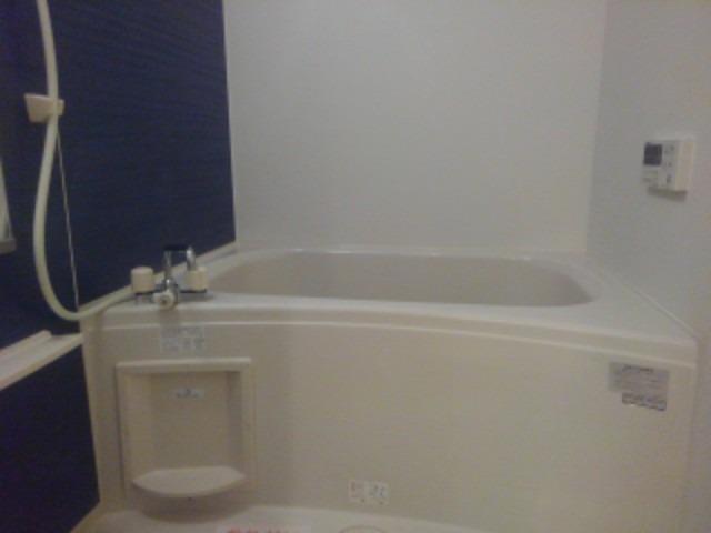 サニー　ベル 風呂画像