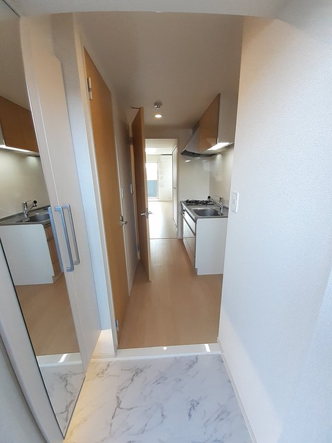 フィオーレ三の丸 玄関