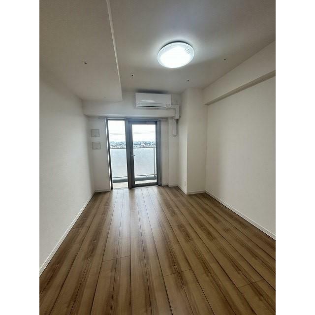 小田急伊勢原駅前マンション リビング