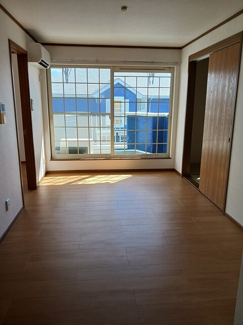 コーポ中谷戸Ⅲ リビング