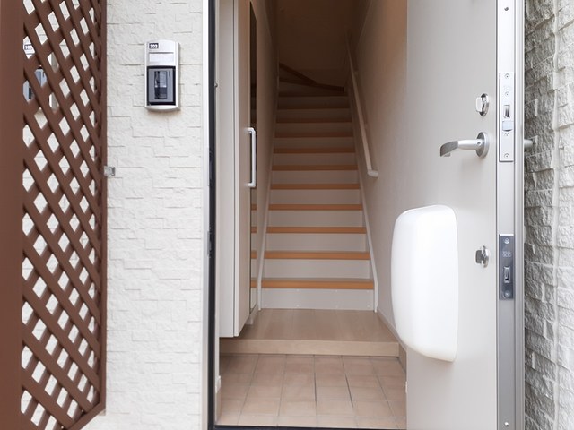 ビバリーヒルズ 玄関