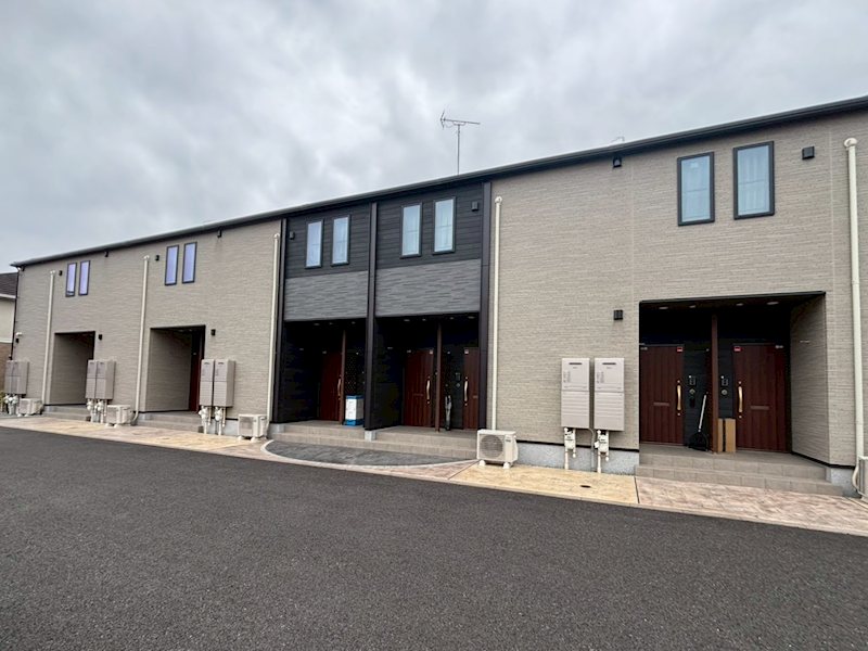 アザレア 201号室 外観